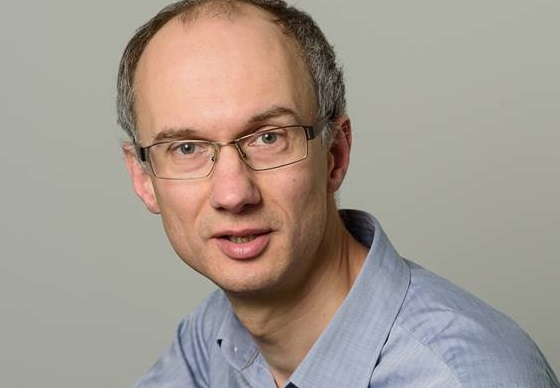 Boudewijn de Bruin liggend